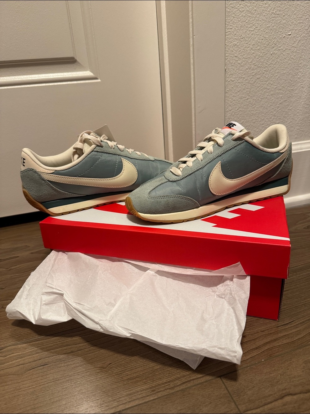 Women’s Nike Pacific US 9 Green - Picture 8 of 11